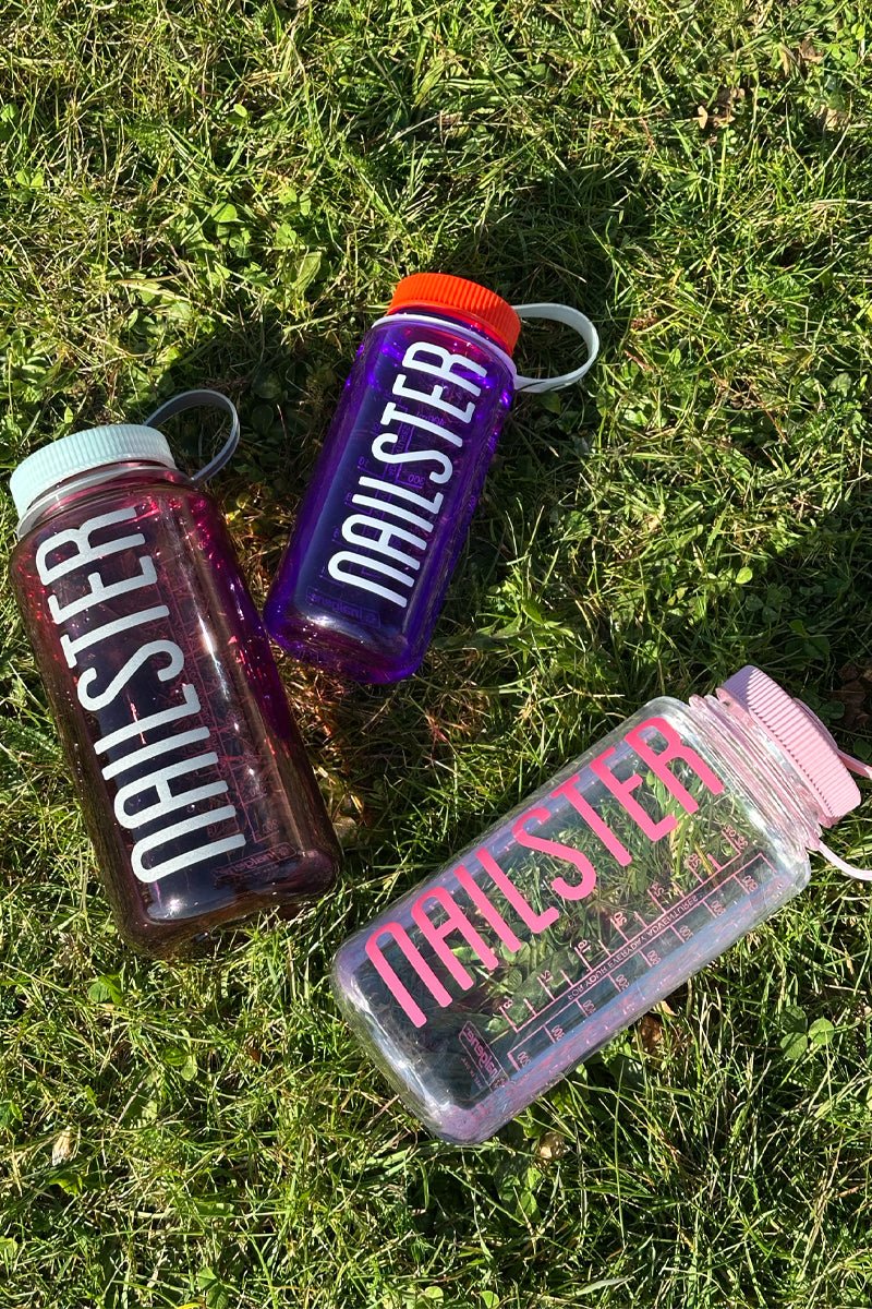 Cherry Moon - 1.0L Water Bottle | Nailster Denmark