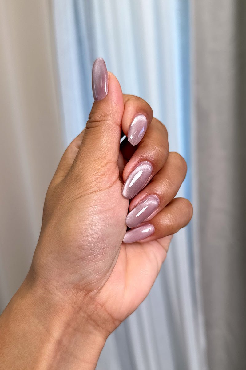 Pearl Cat Eye · 496 | Nailster Denmark