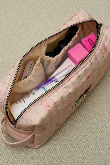 Travel Kit - Daisy